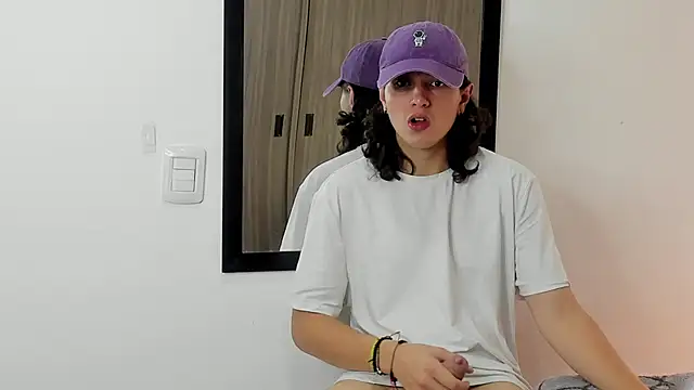 alex connorr online show from January 2025 06:25:01 PM