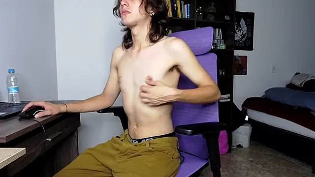 alex connorr online show from September 2025 04:02:02 AM