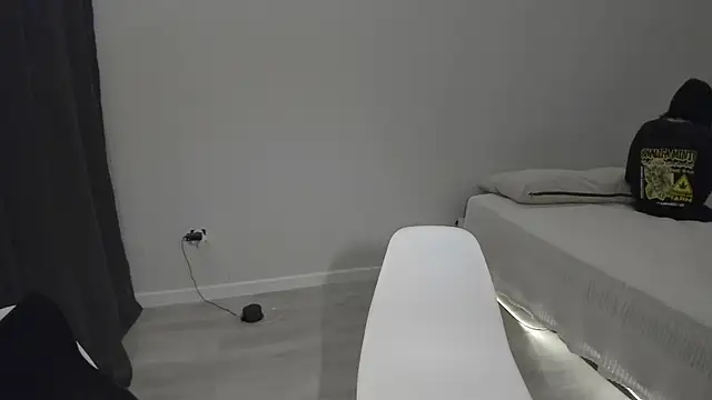 Snapshot of im_lucky_adam chatting on September 2025 06:09:02 PM im lucky adam online show from September 2025 06:09:02 PM