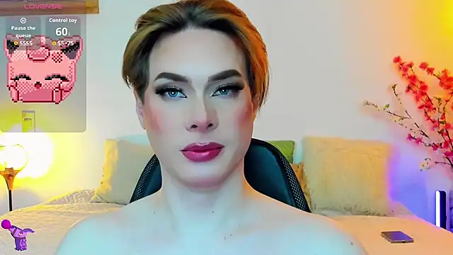 Snapshot of mike_blossom chatting on March 2026 01:41:01 PM mike blossom online show from March 2026 01:41:01 PM