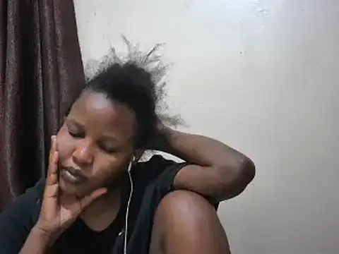 Snapshot of afrikaqueen chatting on January 2025 07:49:02 AM afrikaqueen online show from January 2025 07:49:02 AM