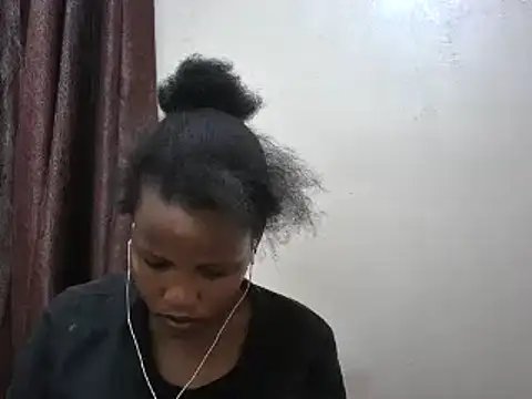 Snapshot of afrikaqueen chatting on January 2025 10:51:02 AM afrikaqueen online show from January 2025 10:51:02 AM