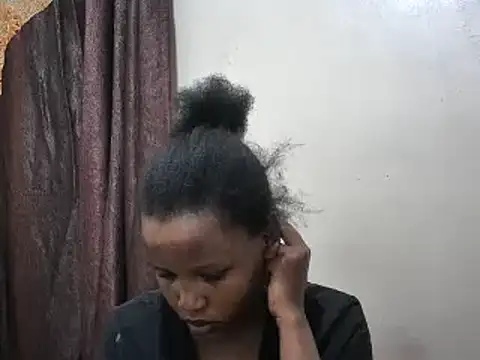 Snapshot of afrikaqueen chatting on January 2025 03:30:02 PM afrikaqueen online show from January 2025 03:30:02 PM