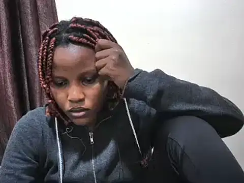 Snapshot of afrikaqueen chatting on March 2025 06:39:02 PM afrikaqueen online show from March 2025 06:39:02 PM