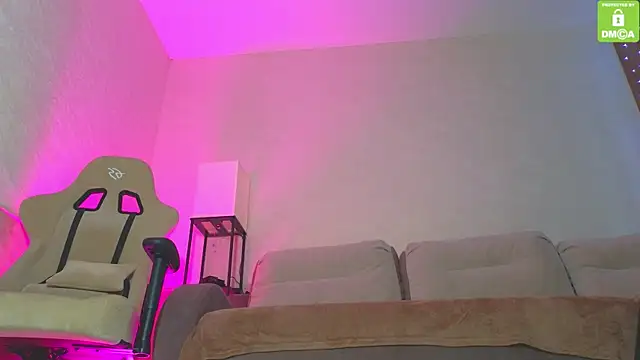 Katy perry  online show from December 2025 03:48:01 AM