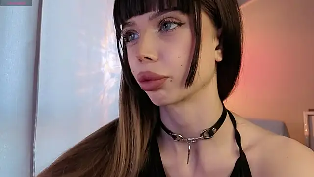 Jessie Johns online show from June 2026 03:38:02 PM