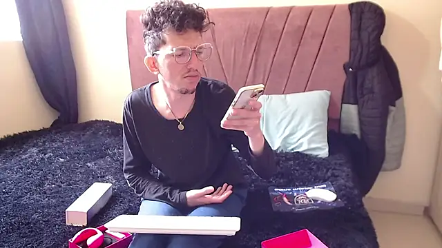 Snapshot of Orlandodcn_69 chatting on October 2025 04:24:02 PM Orlandodcn 69 online show from October 2025 04:24:02 PM