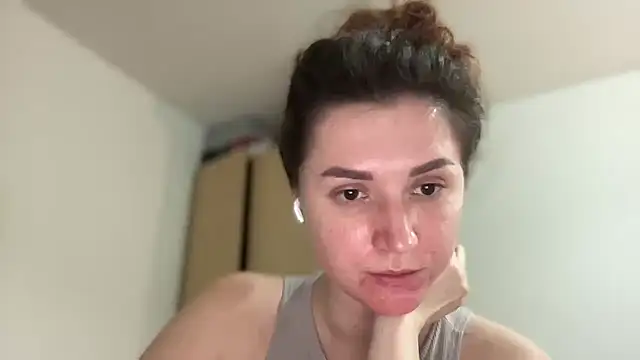 Foxy and classy online show from January 2025 03:53:02 PM