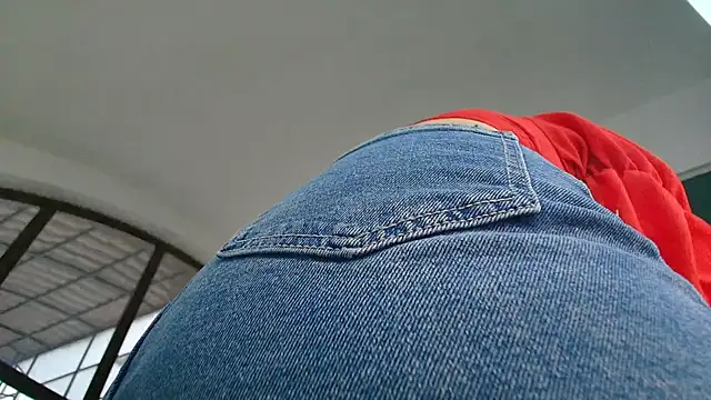 AlicePirs online show from March 2026 05:02:02 AM