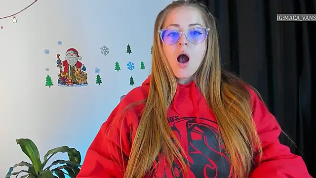 Snapshot of tekila__ chatting on December 2024 10:45:01 PM tekila online show from December 2024 10:45:01 PM