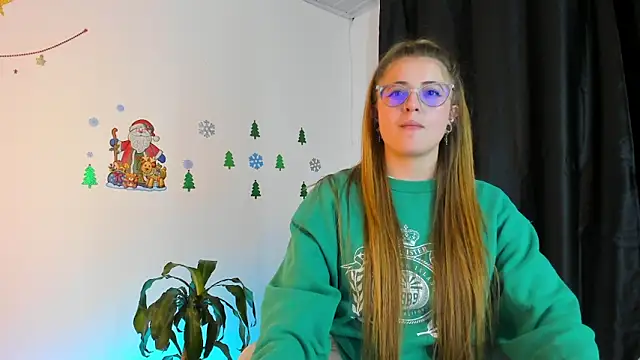 Snapshot of tekila__ chatting on December 2024 11:43:02 PM tekila online show from December 2024 11:43:02 PM