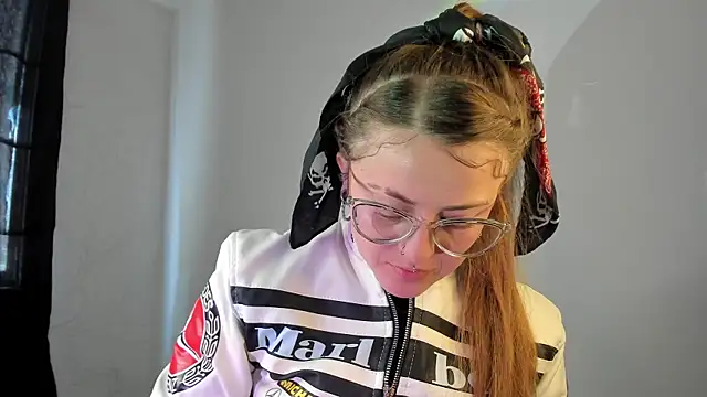 Snapshot of tekila__ chatting on February 2025 04:33:01 PM tekila online show from February 2025 04:33:01 PM