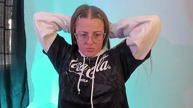 Snapshot of tekila__ chatting on February 2025 08:40:01 PM tekila online show from February 2025 08:40:01 PM