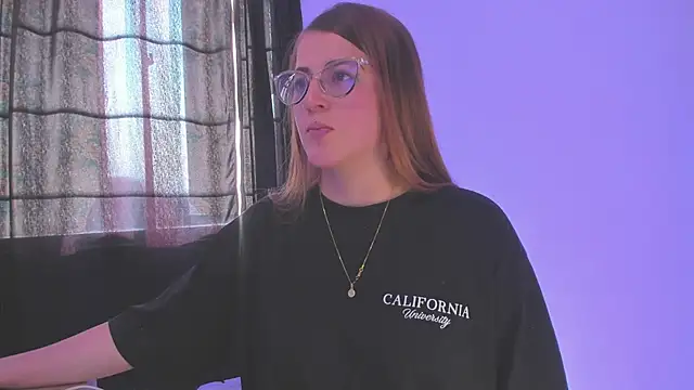 Snapshot of tekila__ chatting on February 2025 09:23:01 PM tekila online show from February 2025 09:23:01 PM