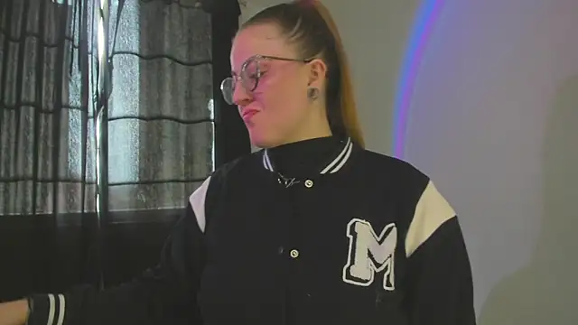 Snapshot of tekila__ chatting on March 2025 06:45:02 PM tekila online show from March 2025 06:45:02 PM