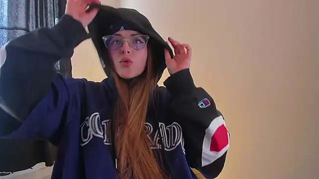 Snapshot of tekila__ chatting on March 2025 07:28:02 PM tekila online show from March 2025 07:28:02 PM