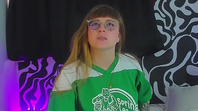 Snapshot of tekila__ chatting on September 2025 06:29:01 PM tekila online show from September 2025 06:29:01 PM