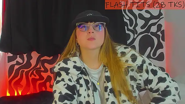 Snapshot of tekila__ chatting on October 2025 07:37:01 PM tekila online show from October 2025 07:37:01 PM