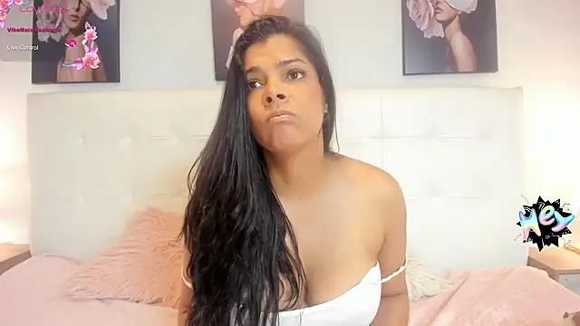 Snapshot of Sweetdreamses_ chatting on January 2025 03:34:01 PM Sweetdreamses online show from January 2025 03:34:01 PM