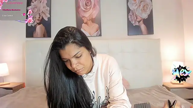 Snapshot of Sweetdreamses_ chatting on January 2025 12:28:02 PM Sweetdreamses online show from January 2025 12:28:02 PM