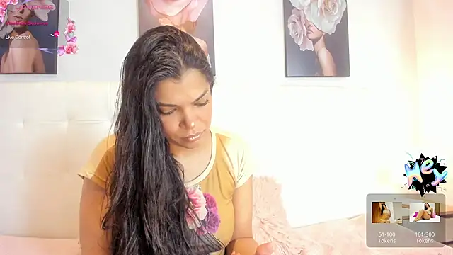 Snapshot of Sweetdreamses_ chatting on January 2025 12:38:01 PM Sweetdreamses online show from January 2025 12:38:01 PM