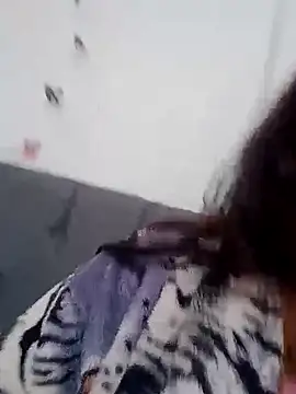 Snapshot of Indiazinhax chatting on January 2025 05:26:01 PM Indiazinhax online show from January 2025 05:26:01 PM