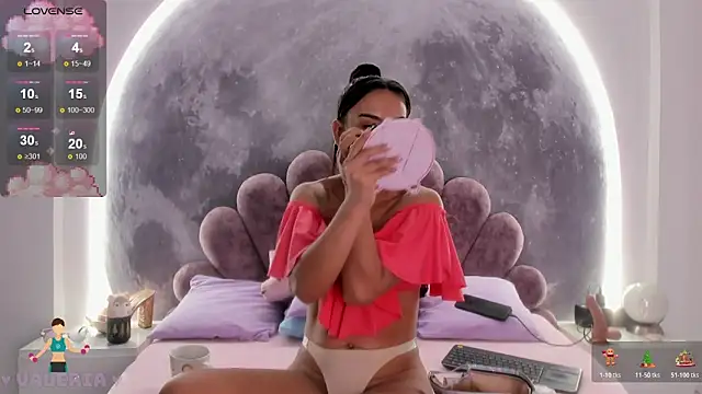 Valeria Fitness online show from December 2025 07:58:02 AM