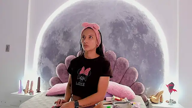 Valeria Fitness online show from February 2026 07:43:01 PM