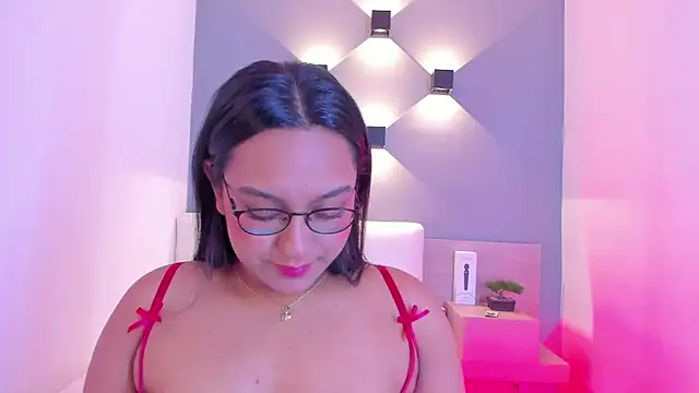 ellamontoya online show from January 2025 04:39:02 AM