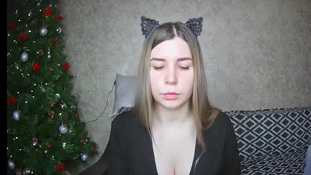 ElllaNuar online show from January 2025 05:11:02 AM