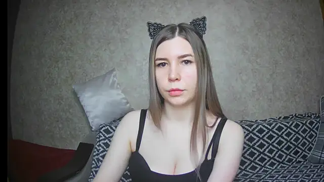 ElllaNuar online show from February 2025 07:23:02 AM