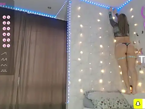 Snapshot of SuchAngel_ chatting on March 2025 02:07:02 AM SuchAngel online show from March 2025 02:07:02 AM