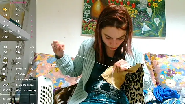 Sophie Bell online show from March 2025 11:20:01 PM