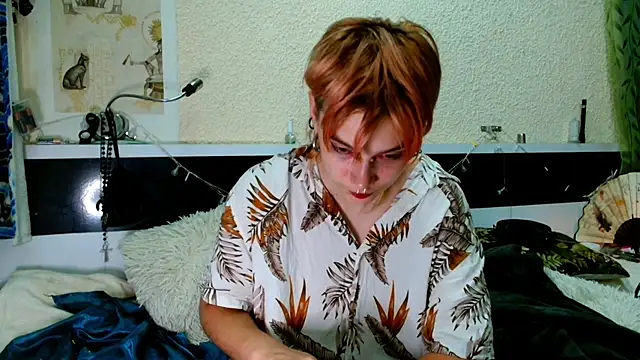 Snapshot of Sophie_Bell chatting on June 2026 06:30:02 PM Sophie Bell online show from June 2026 06:30:02 PM