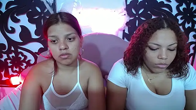 Snapshot of your_little_naughty1 chatting on November 2025 12:35:02 AM your little naughty1 online show from November 2025 12:35:02 AM