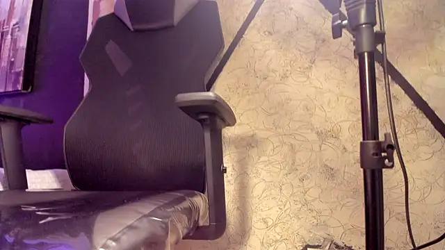 Snapshot of MelodyBliss chatting on March 2026 09:22:02 PM MelodyBliss online show from March 2026 09:22:02 PM