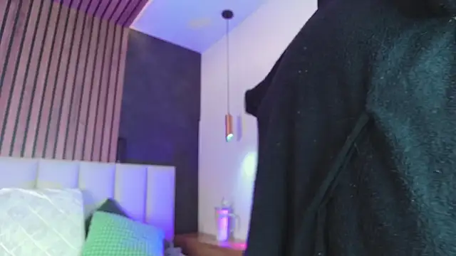 KendalMilleer online show from November 2025 11:43:02 AM