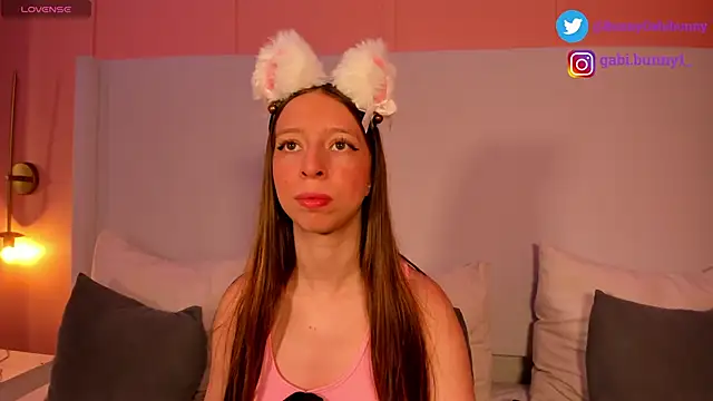 gabi bunny online show from February 2025 07:17:02 PM