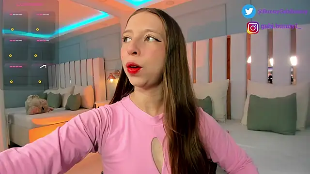 gabi bunny online show from September 2025 05:14:02 PM