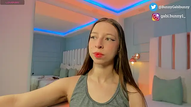 gabi bunny online show from February 2026 03:54:01 PM