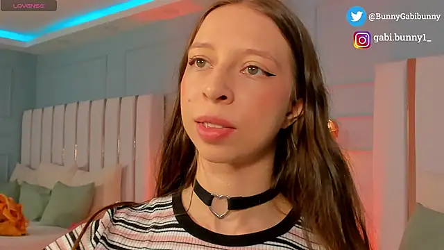 gabi bunny online show from May 2026 05:22:02 PM