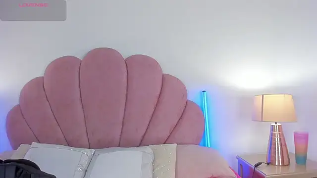 Nicole Paradise online show from March 2026 12:55:01 PM