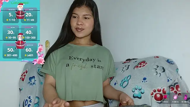 Snapshot of SophiaMeyerst chatting on January 2025 05:26:01 PM SophiaMeyerst online show from January 2025 05:26:01 PM