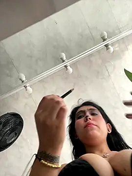 emma  cute   online show from October 2025 11:31:01 AM