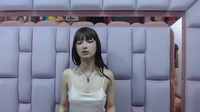 Aurora 18 online show from February 2025 09:29:02 PM