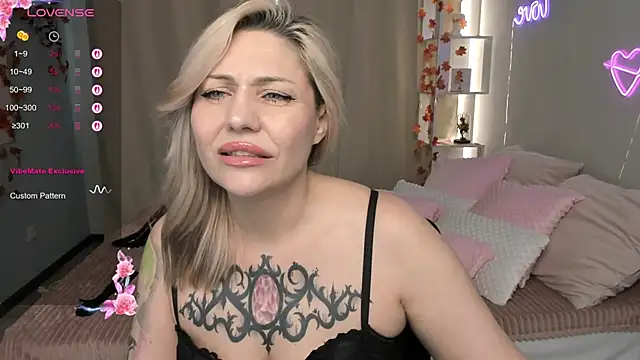 Snapshot of fucking_punishment chatting on November 2025 09:44:02 AM fucking punishment online show from November 2025 09:44:02 AM