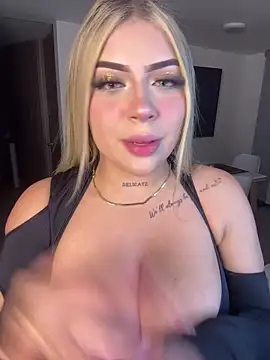 MiaWhitePink  online show from February 2026 06:17:02 AM