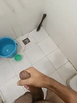 Snapshot of Sweety_2144 chatting on April 2026 08:40:01 AM Sweety 2144 online show from April 2026 08:40:01 AM