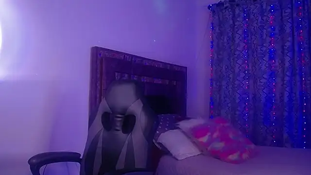 alejandrafitt online show from June 2026 03:45:01 AM