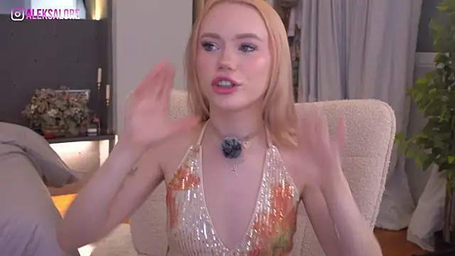 LexieLoree online show from July 2026 03:08:02 AM